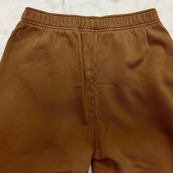 TNA Cozy Fleece Boyfriend Basic Sweatpant - Khaki Beige - Picture 9 of 14